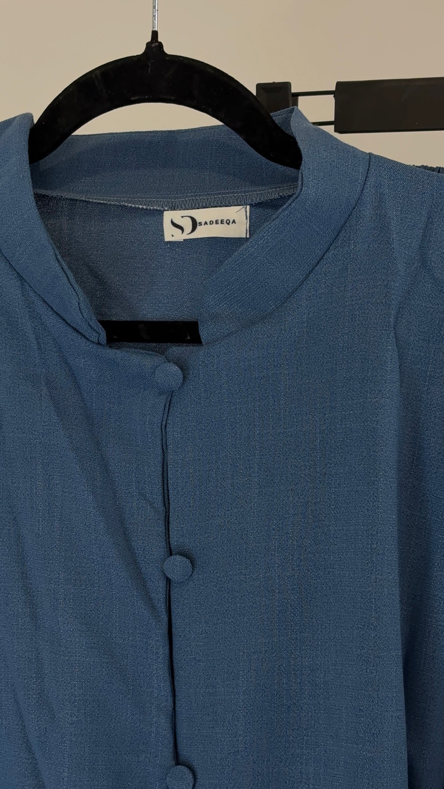 Azur Buttoned Set